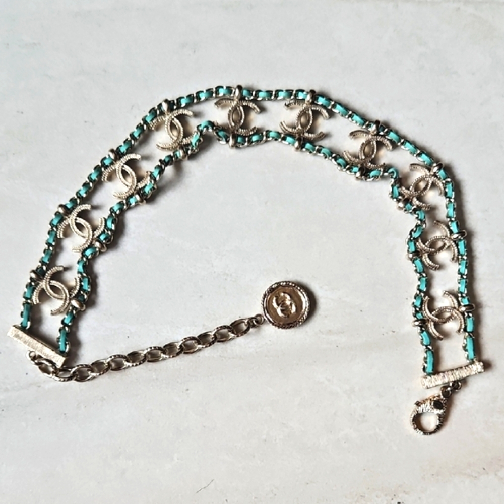 CHANEL CC Logo Chain Choker Necklace Gold Turquoise Leather 18C W/Box - Picture 1 of 7